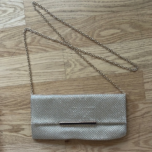 INC International Concepts Hether Mesh Clutch - Picture 3 of 4